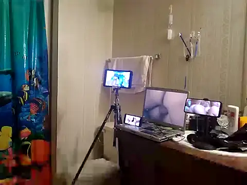 Snapshot of jockstrapstud chatting on December 30, 2024, 4:31 am jockstrapstud online show from December 30, 2024, 4:31 am