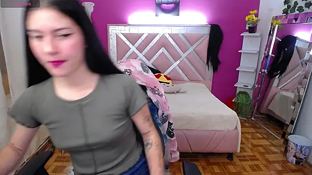 Kate Laurence  online show from February 24, 2025, 7:30 pm