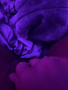 Snapshot of hornytbabe chatting on March 6, 2025, 11:47 am hornytbabe online show from March 6, 2025, 11:47 am