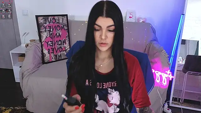 Tiffany lab online show from November 6, 2025, 8:40 am