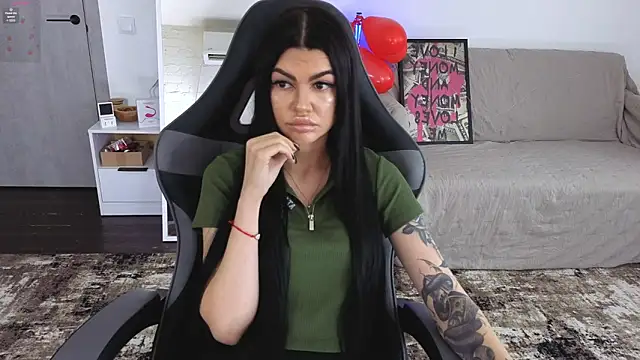 Tiffany lab online show from February 17, 2026, 11:07 am