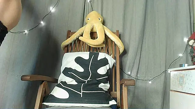 Skinnyshiny boy online show from January 17, 2025, 9:06 am