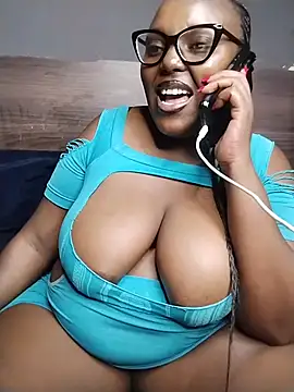 CHERRYYUMMY online show from March 18, 2026, 8:32 pm