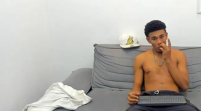 dominic hot69 online show from January 11, 2025, 3:44 am