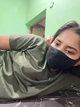 Black Glow online show from February 12, 2025, 6:30 pm