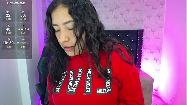 Snapshot of Sofi_hot_4m chatting on November 11, 2025, 12:33 pm Sofi hot 4m online show from November 11, 2025, 12:33 pm