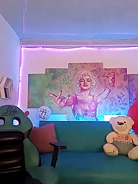 Snapshot of Sofi_hot_4m chatting on March 13, 2025, 12:24 pm Sofi hot 4m online show from March 13, 2025, 12:24 pm