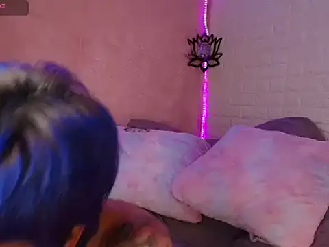 Snapshot of _mamush chatting on December 13, 2024, 6:59 pm mamush online show from December 13, 2024, 6:59 pm