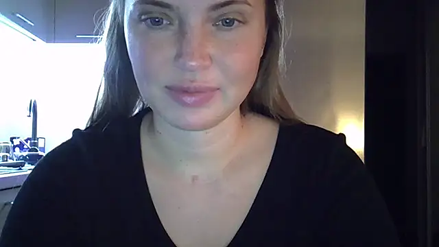 Snapshot of Lucky_Anna chatting on February 3, 2026, 9:09 pm Lucky Anna online show from February 3, 2026, 9:09 pm