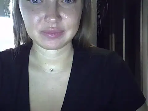 Snapshot of Lucky_Anna chatting on December 5, 2024, 6:39 pm Lucky Anna online show from December 5, 2024, 6:39 pm