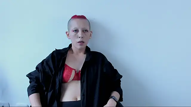 lnxmst online show from March 3, 2026, 9:44 pm