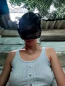 Estrella-Wicked online show from December 14, 2024, 12:22 pm