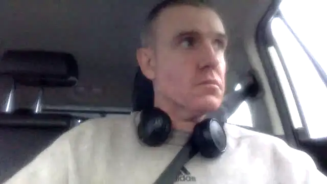 Snapshot of SugarCoupleAus chatting on October 2, 2025, 7:12 am SugarCoupleAus online show from October 2, 2025, 7:12 am