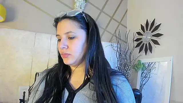 Snapshot of frreeya chatting on February 14, 2026, 1:00 pm frreeya online show from February 14, 2026, 1:00 pm