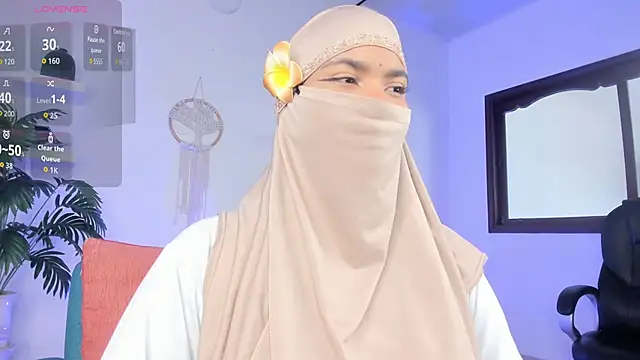 Snapshot of saray_halam chatting on October 9, 2025, 6:19 pm saray halam online show from October 9, 2025, 6:19 pm