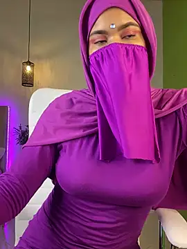 Snapshot of saray_halam chatting on March 9, 2025, 6:54 pm saray halam online show from March 9, 2025, 6:54 pm