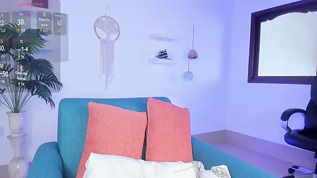 Snapshot of saray_halam chatting on October 16, 2025, 6:16 pm saray halam online show from October 16, 2025, 6:16 pm