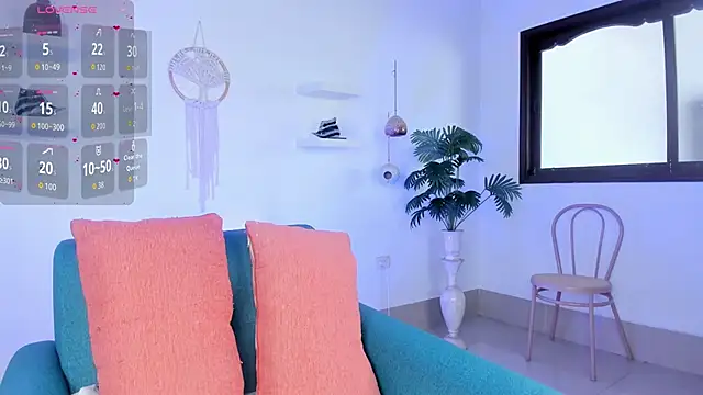 Snapshot of saray_halam chatting on November 3, 2025, 6:11 pm saray halam online show from November 3, 2025, 6:11 pm