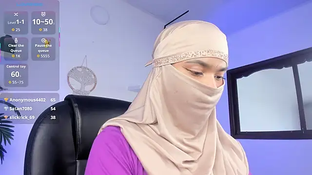 Snapshot of saray_halam chatting on September 26, 2025, 6:04 pm saray halam online show from September 26, 2025, 6:04 pm