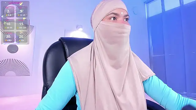 Snapshot of saray_halam chatting on November 29, 2025, 12:38 pm saray halam online show from November 29, 2025, 12:38 pm