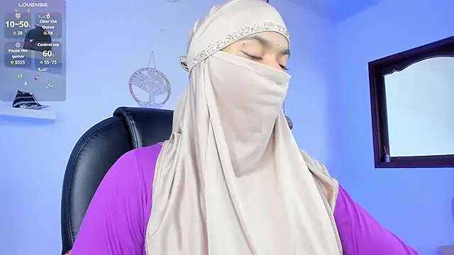 Snapshot of saray_halam chatting on September 12, 2025, 6:07 pm saray halam online show from September 12, 2025, 6:07 pm