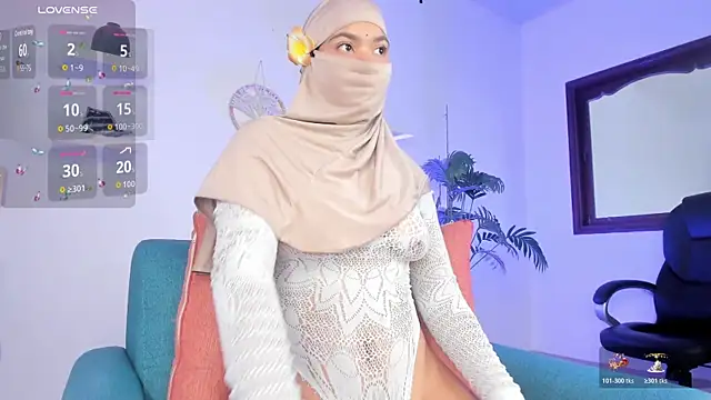 Snapshot of saray_halam chatting on November 16, 2025, 12:54 pm saray halam online show from November 16, 2025, 12:54 pm