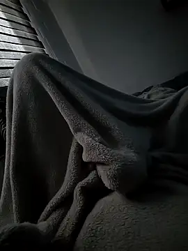 Snapshot of THOMS-90 chatting on January 11, 2025, 11:45 am THOMS-90 online show from January 11, 2025, 11:45 am