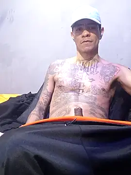 tureygiovani online show from December 1, 2025, 8:15 am