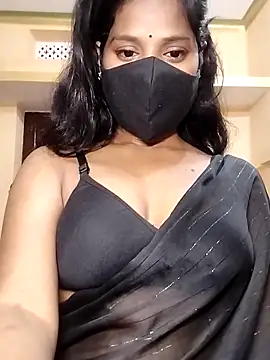 Snapshot of Shivani_Tivari chatting on February 20, 2026, 6:21 pm Shivani Tivari online show from February 20, 2026, 6:21 pm