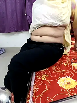 Snapshot of Sneha_gril chatting on March 13, 2025, 12:02 pm Sneha gril online show from March 13, 2025, 12:02 pm