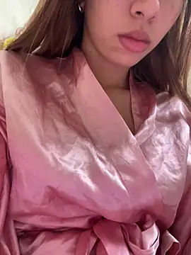 Aaliyah Salma online show from May 1, 2026, 7:08 pm