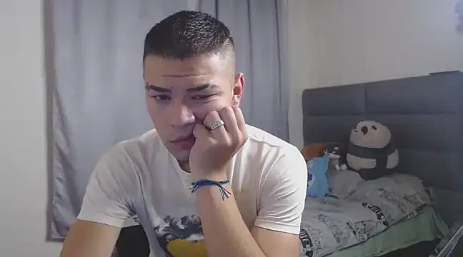 MarceloMilk online show from February 27, 2025, 4:46 am