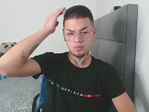 MarceloMilk online show from September 13, 2025, 10:43 pm