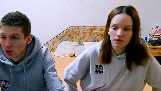 Ivy Lester online show from February 26, 2025, 3:10 pm