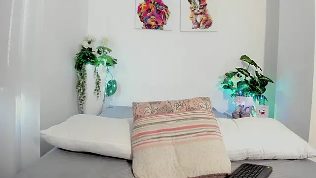 Snapshot of KittyBlosson chatting on September 30, 2025, 3:51 pm KittyBlosson online show from September 30, 2025, 3:51 pm