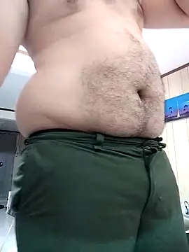 Snapshot of RobbyThrobb chatting on December 14, 2024, 9:07 am RobbyThrobb online show from December 14, 2024, 9:07 am