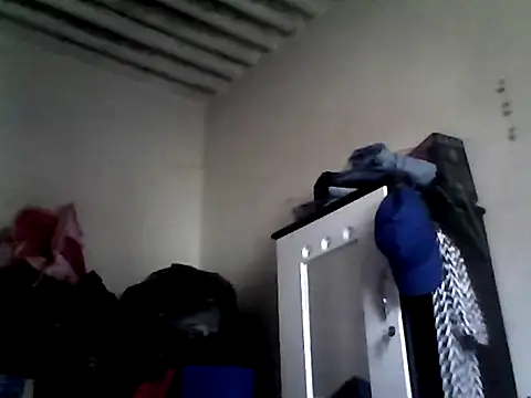 Snapshot of ariana_crazzy chatting on February 20, 2025, 2:35 pm ariana crazzy online show from February 20, 2025, 2:35 pm
