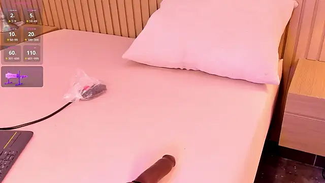 Snapshot of sexy_mich_18 chatting on November 13, 2025, 8:13 pm sexy mich 18 online show from November 13, 2025, 8:13 pm