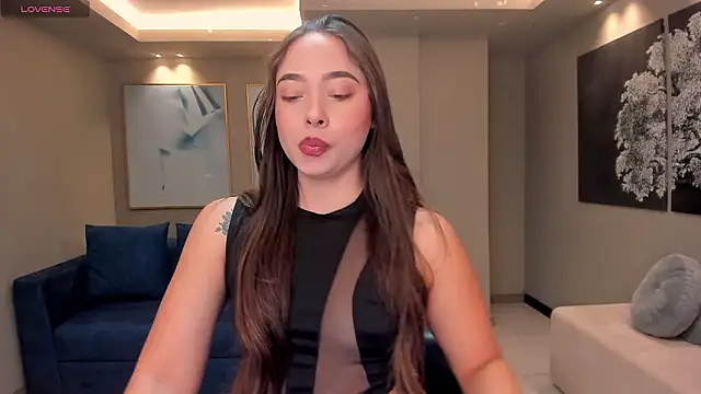 AlinaKravitz online show from February 1, 2026, 5:33 pm