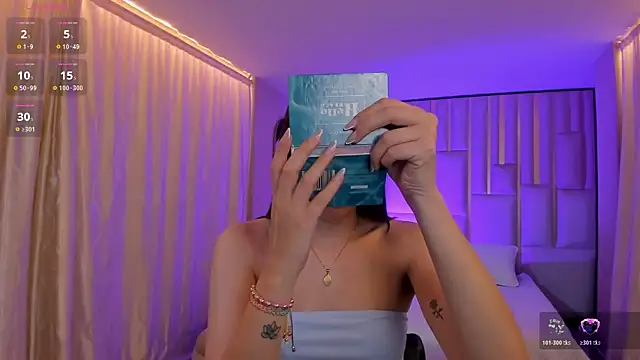 KaiaFerreira online show from February 10, 2026, 4:39 pm