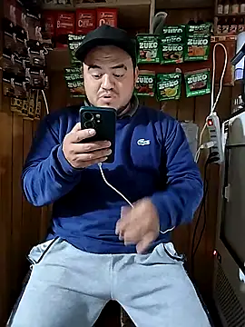 TheBriiaand30 online show from April 17, 2026, 8:44 pm