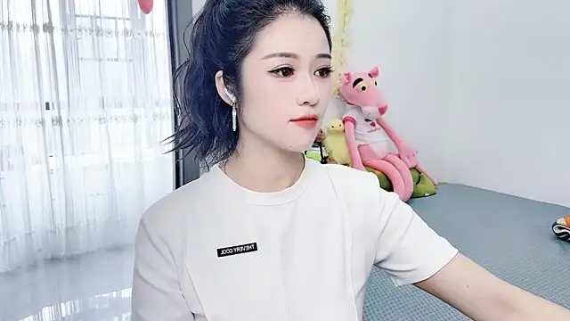 starsqimei online show from September 23, 2025, 5:36 am