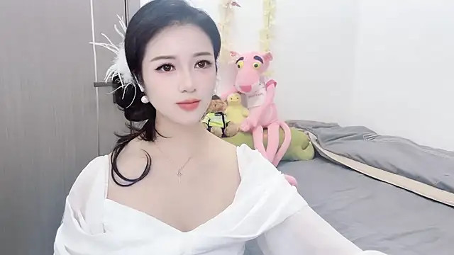 starsqimei online show from October 26, 2025, 4:57 am