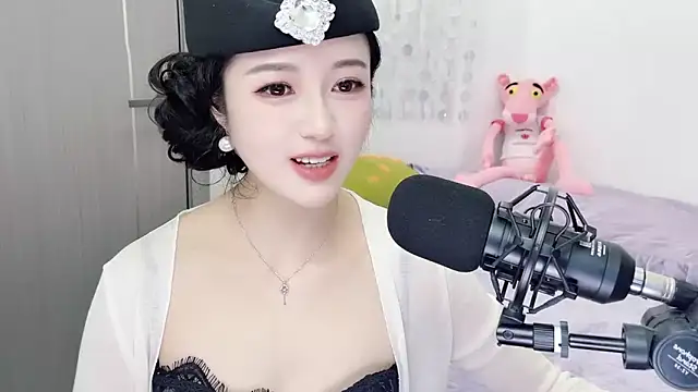 starsqimei online show from February 15, 2026, 7:51 am