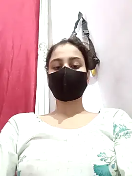 Snapshot of magicmoment00786 chatting on October 22, 2025, 12:48 pm magicmoment00786 online show from October 22, 2025, 12:48 pm