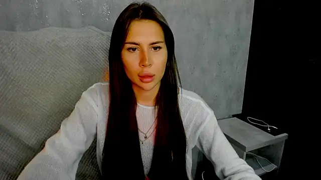 SuraMune online show from November 26, 2025, 3:01 pm