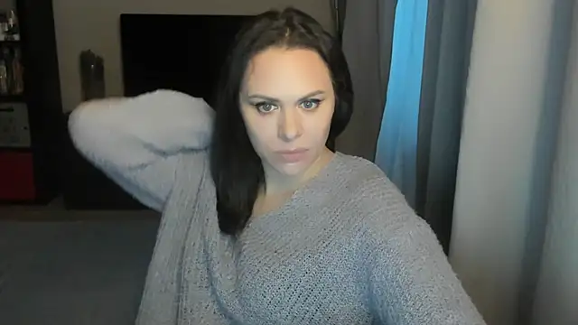 MollyCheiz online show from February 25, 2026, 3:23 pm