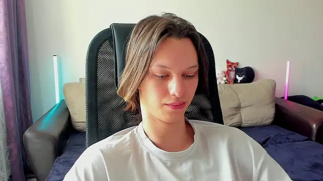 Ostin meow online show from April 27, 2026, 9:40 am