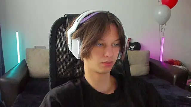 Ostin meow online show from January 13, 2026, 8:18 am