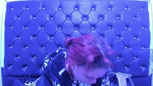 MelanyCarter18 online show from October 15, 2025, 2:03 pm